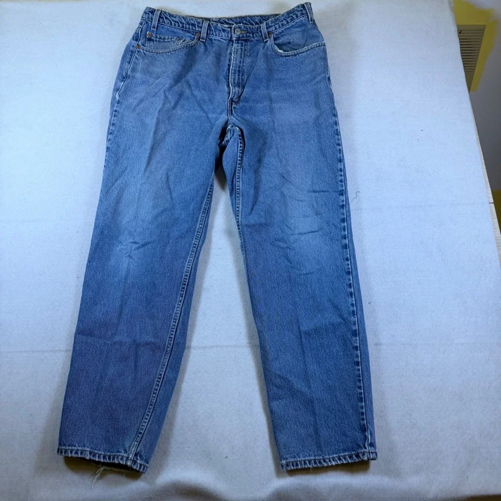 Levis 550 Relaxed Fit Tapered Leg Jeans Mens 38x32 Medium Wash Blue Vintage 90s
